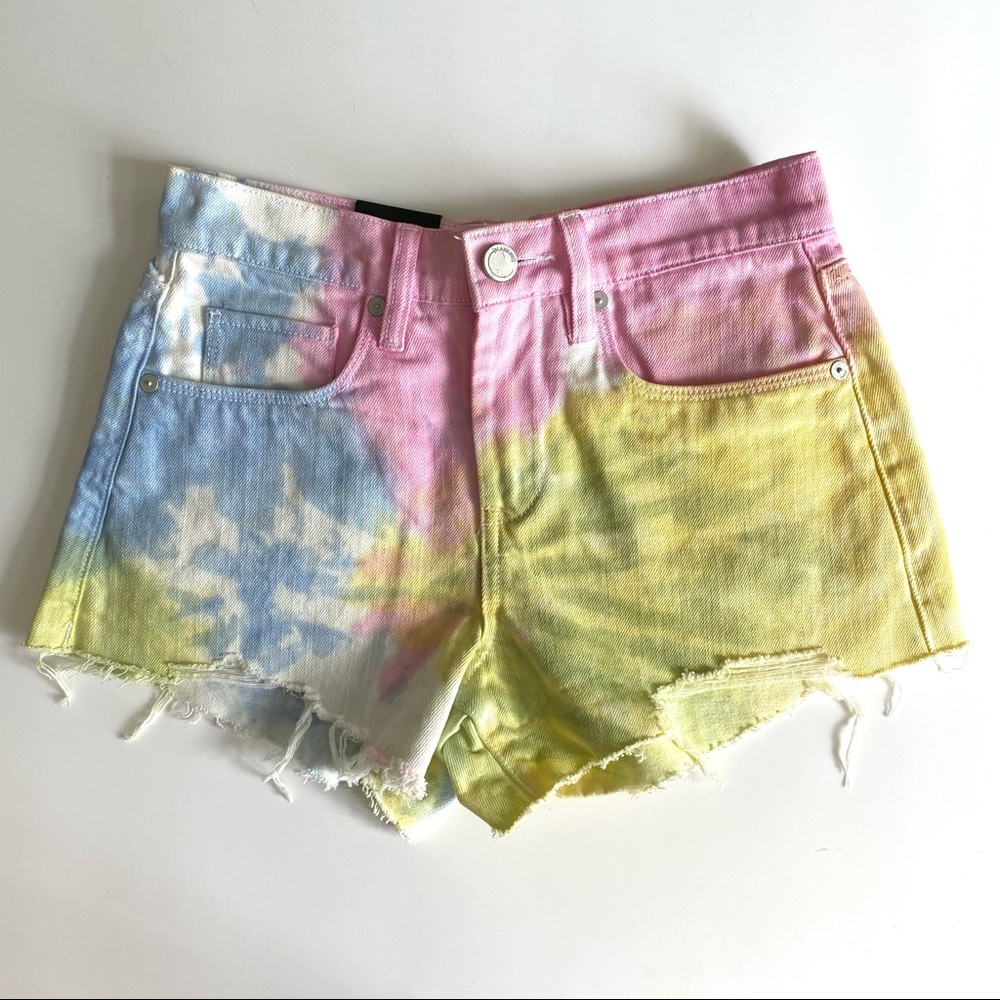 🆕 NWT Blank NYC “The Barrow” High Rise Shorts
